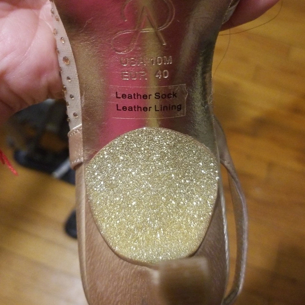 Shoes - Picture 2 of 3